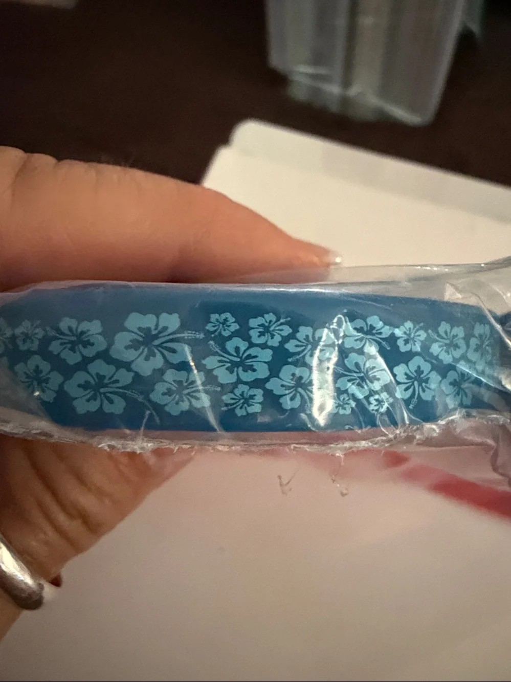 NEW set of 24 silicone Hawaiian themed bracelets (red & blue)
